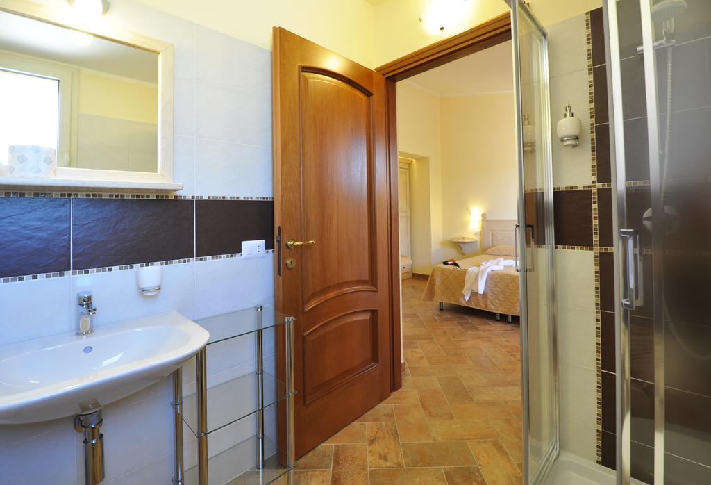 Affittacamere B&B La Villa Dei Graniti Villasimius Rum bild