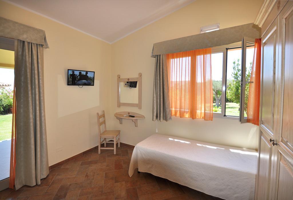 Affittacamere B&B La Villa Dei Graniti Villasimius Exteriör bild