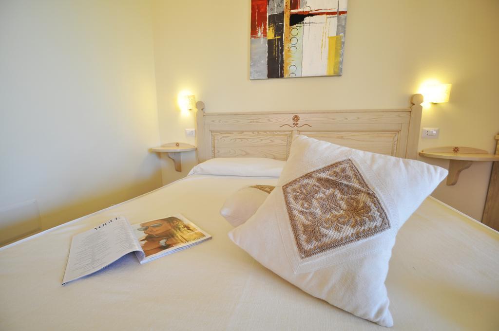 Affittacamere B&B La Villa Dei Graniti Villasimius Rum bild