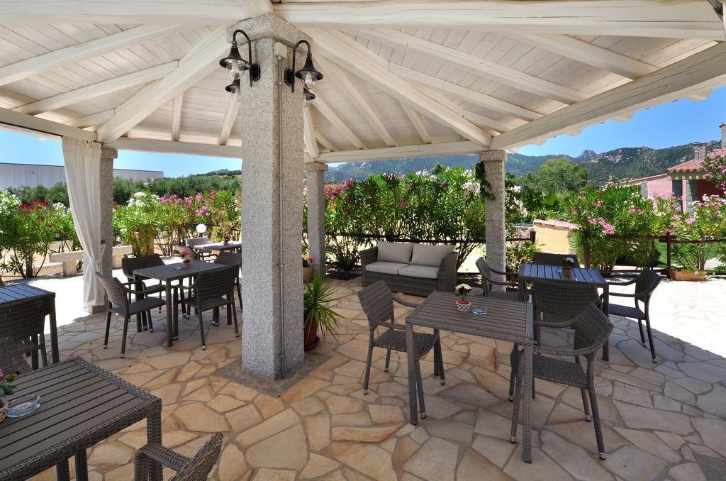 Affittacamere B&B La Villa Dei Graniti Villasimius Exteriör bild