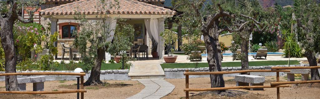 Affittacamere B&B La Villa Dei Graniti Villasimius Exteriör bild