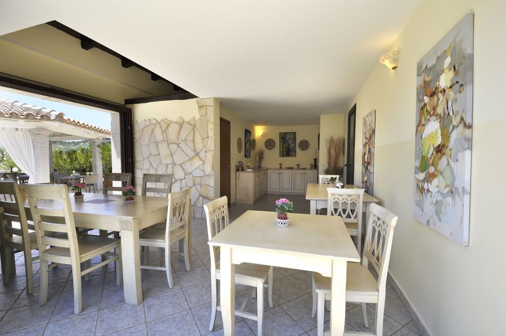 Affittacamere B&B La Villa Dei Graniti Villasimius Exteriör bild